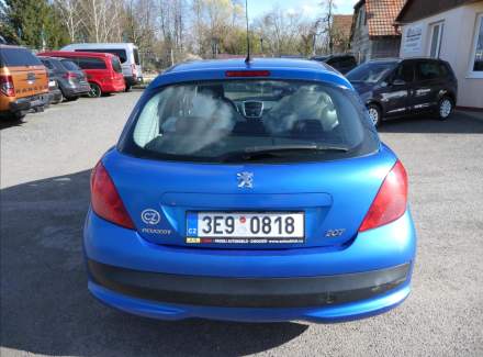 Peugeot - 207