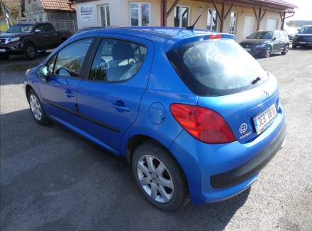 Peugeot - 207