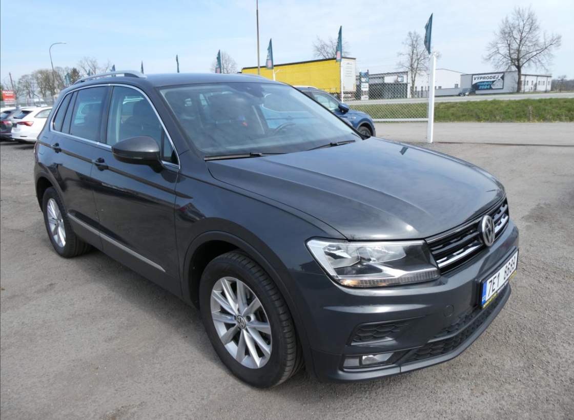 Volkswagen - Tiguan