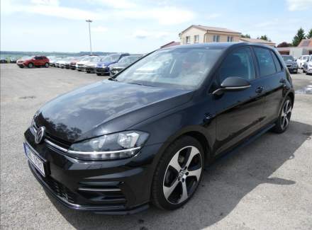 Volkswagen - Golf