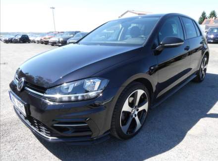 Volkswagen - Golf
