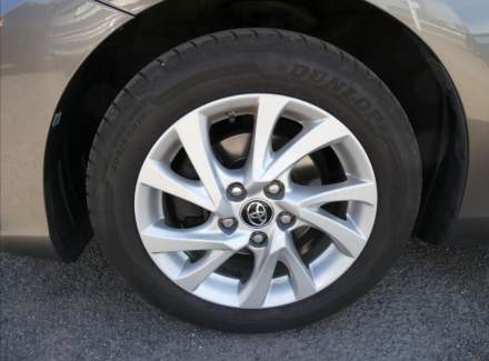 Toyota - Auris