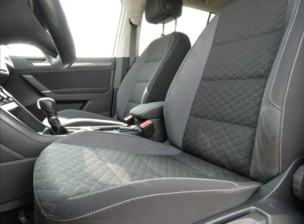 Volkswagen - Touran