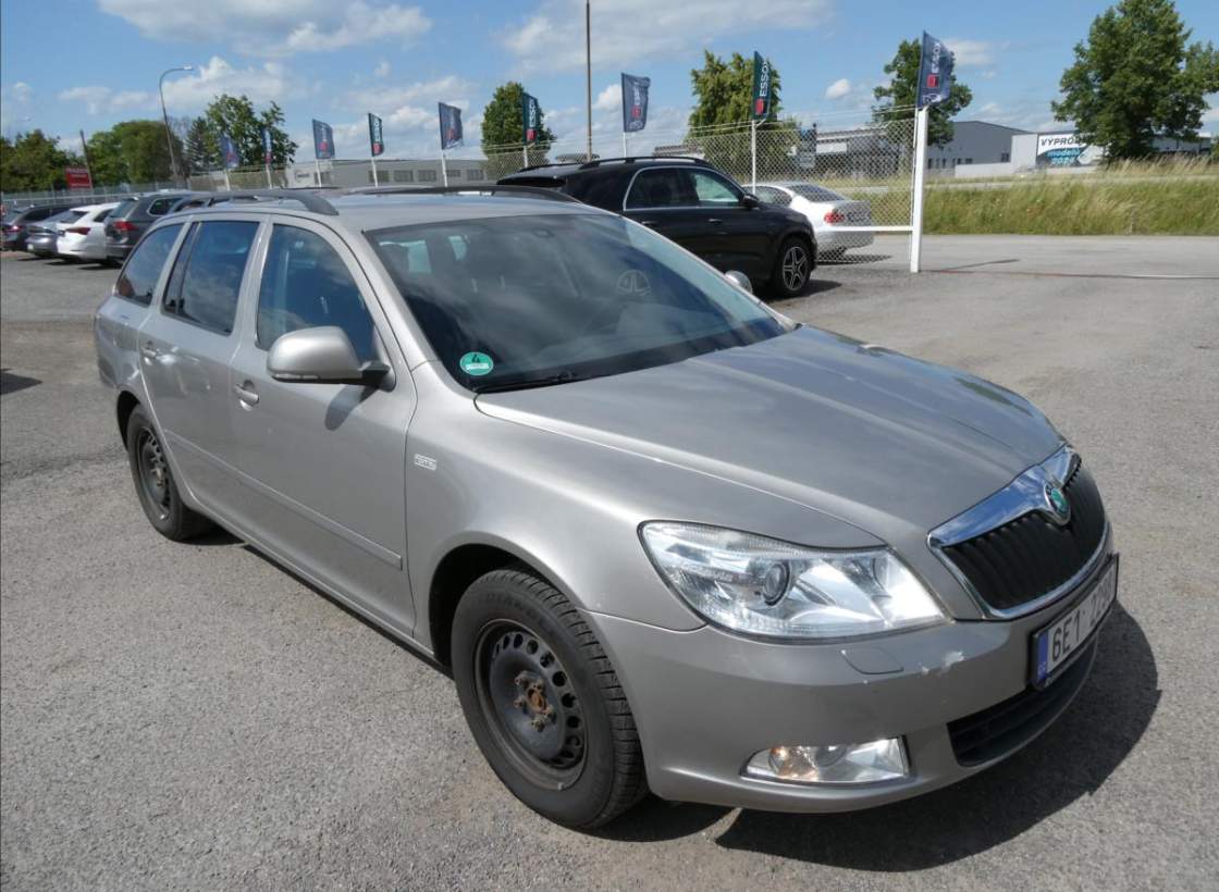 Škoda - Octavia