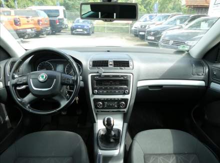 Škoda - Octavia