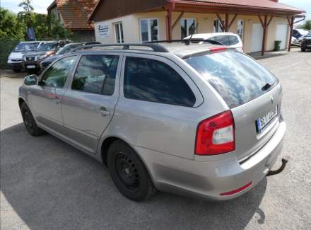 Škoda - Octavia