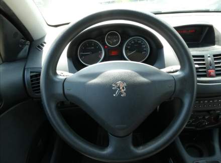 Peugeot - 206