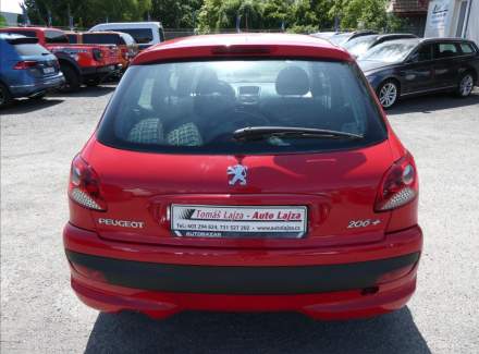 Peugeot - 206
