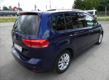 Volkswagen - Touran