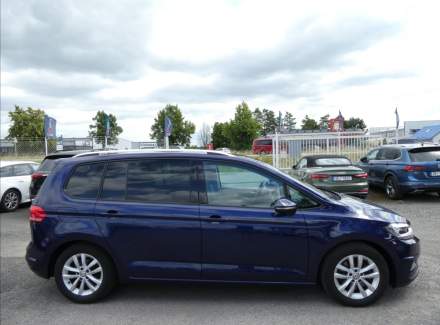 Volkswagen - Touran