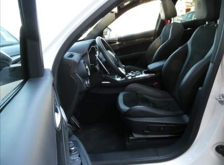 Alfa Romeo - Stelvio