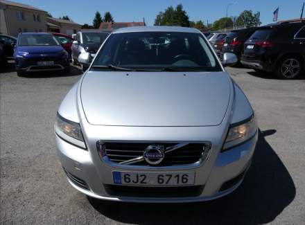 Volvo - V50