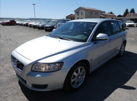 Volvo - V50