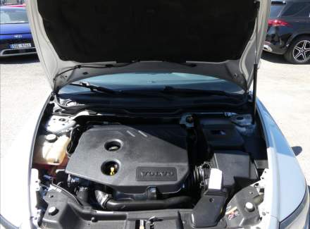 Volvo - V50