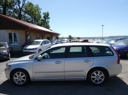 Volvo - V50