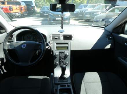 Volvo - V50