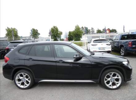 BMW - X1