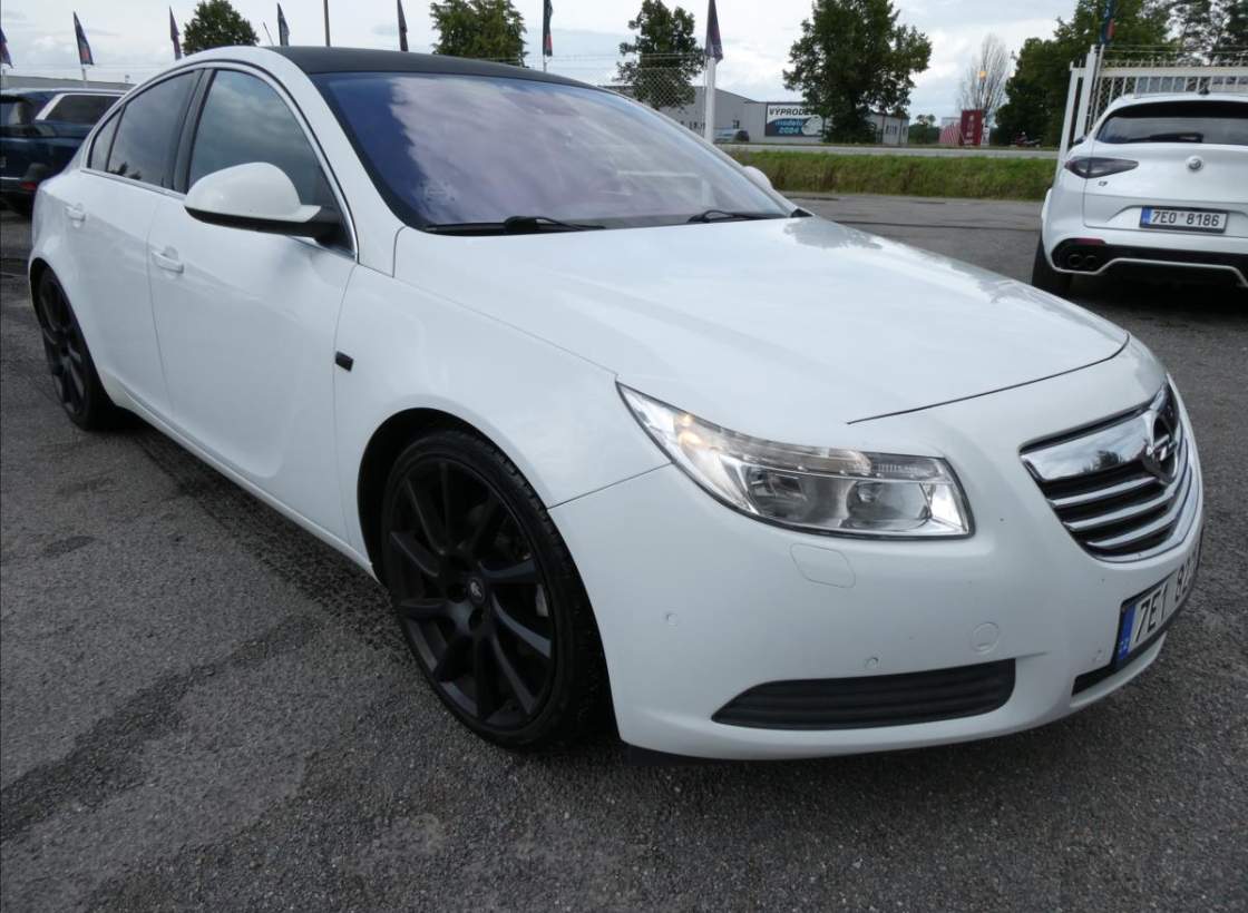 Opel - Insignia