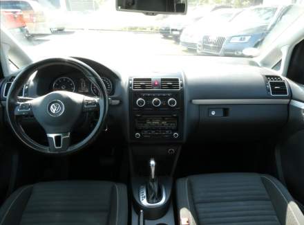 Volkswagen - Touran