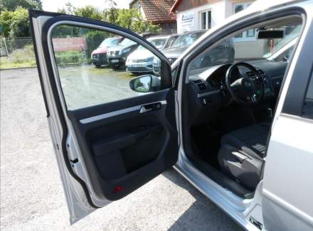 Volkswagen - Touran