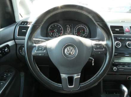 Volkswagen - Touran