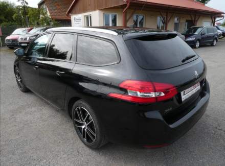 Peugeot - 308