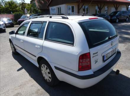 Škoda - Octavia