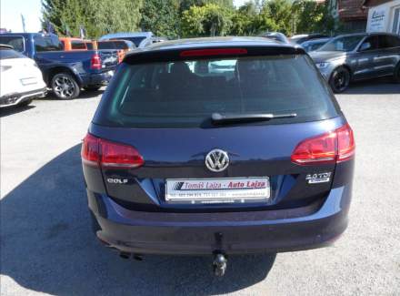 Volkswagen - Golf