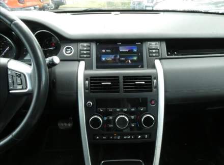 Land Rover - Discovery Sport