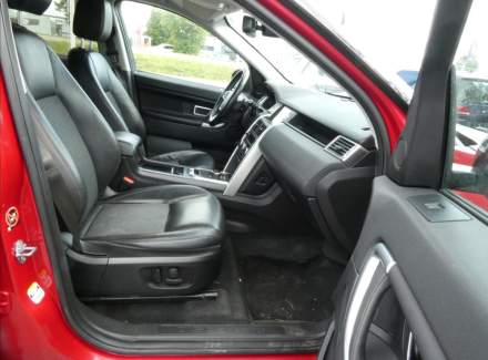 Land Rover - Discovery Sport