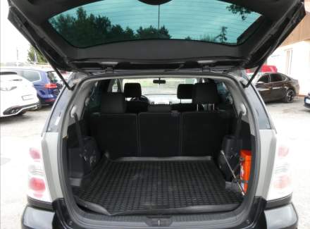 Toyota - Corolla Verso