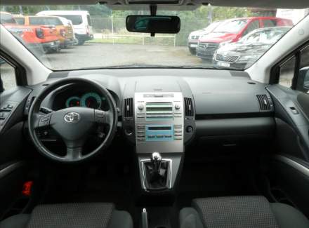 Toyota - Corolla Verso