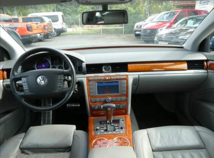 Volkswagen - Phaeton
