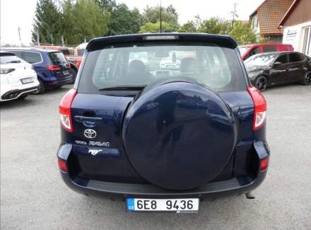 Toyota - RAV 4