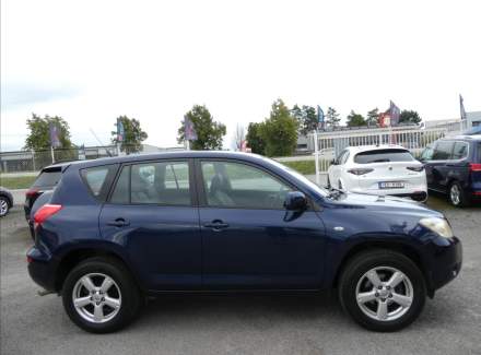 Toyota - RAV 4