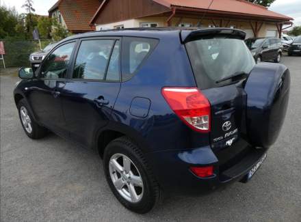 Toyota - RAV 4