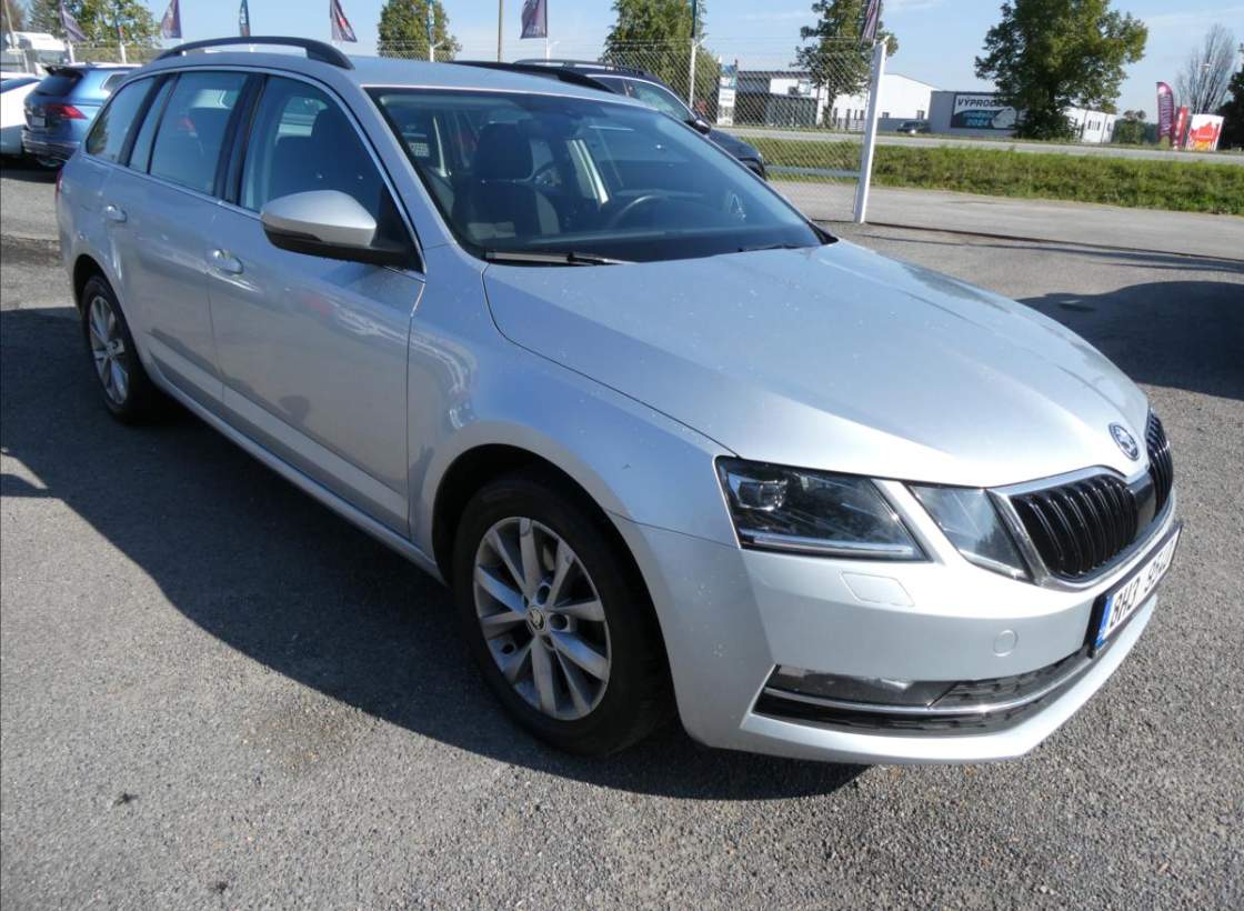 Škoda - Octavia