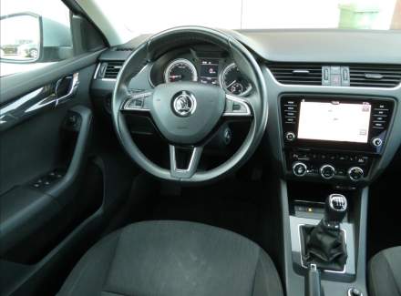 Škoda - Octavia