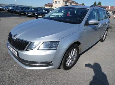 Škoda - Octavia