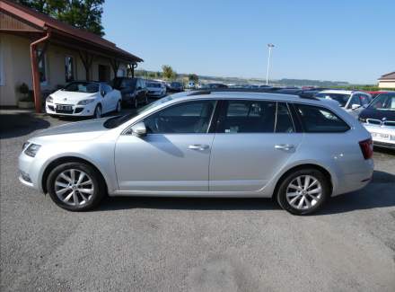 Škoda - Octavia