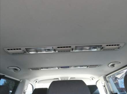 Volkswagen - Caravelle