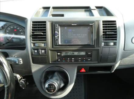 Volkswagen - Caravelle