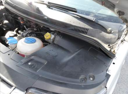 Volkswagen - Caravelle