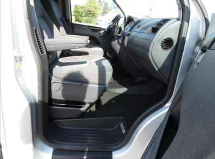 Volkswagen - Caravelle