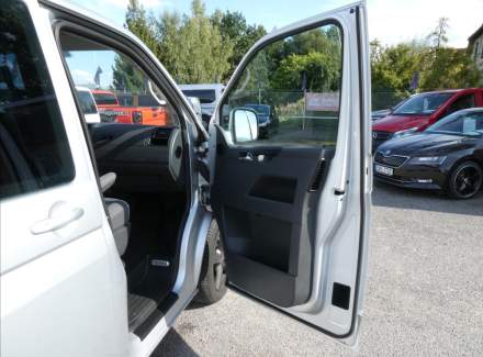 Volkswagen - Caravelle