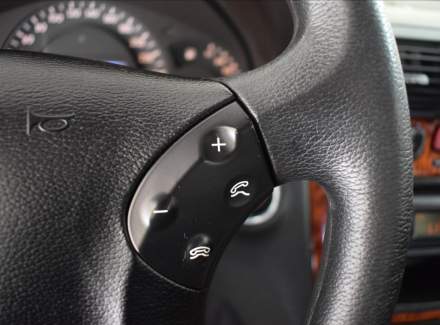 Mercedes-Benz - C-class