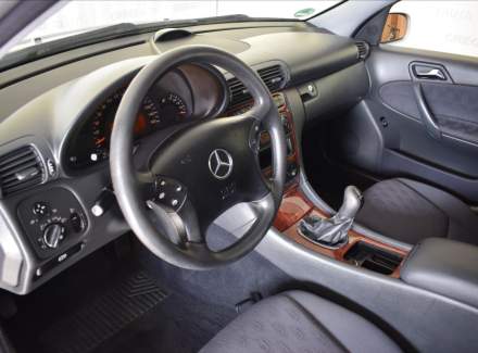 Mercedes-Benz - C-class