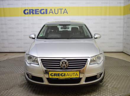 Volkswagen - Passat