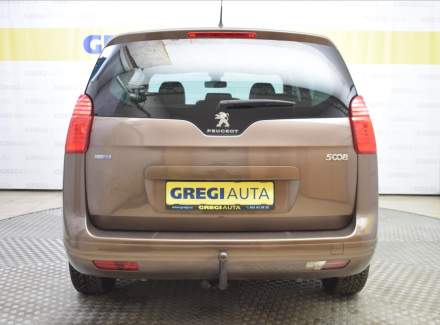 Peugeot - 5008