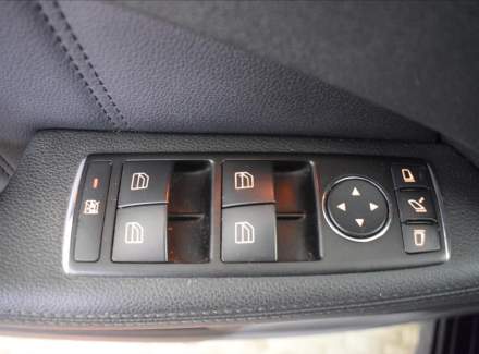 Mercedes-Benz - E-class